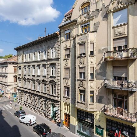 Lonyay Grand Central Budapeste Exterior foto