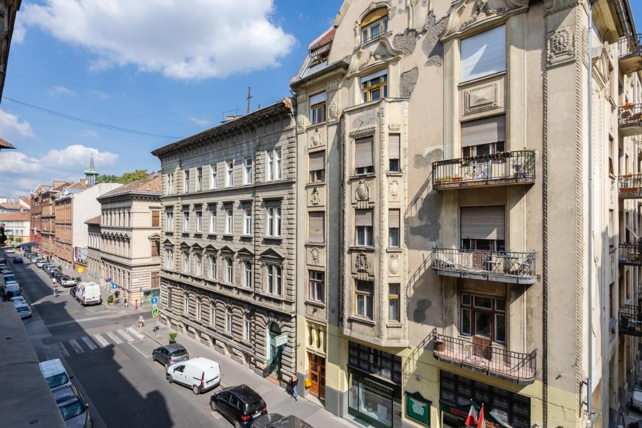 Lonyay Grand Central Budapeste Exterior foto